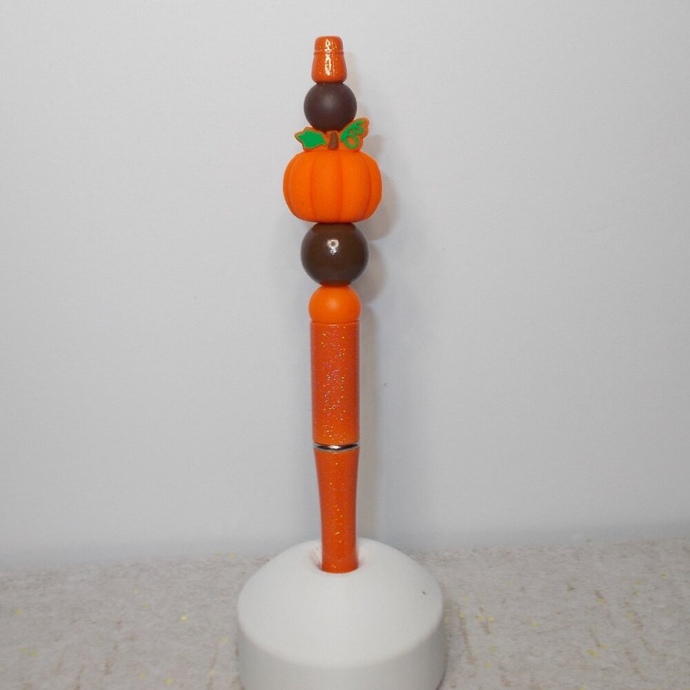 Thanksgiving Pumpkin Pen #2 with orange base